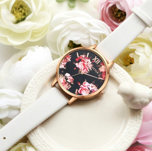 Luxury Rose Gold Women’s Quartz Watch with Leather Strap