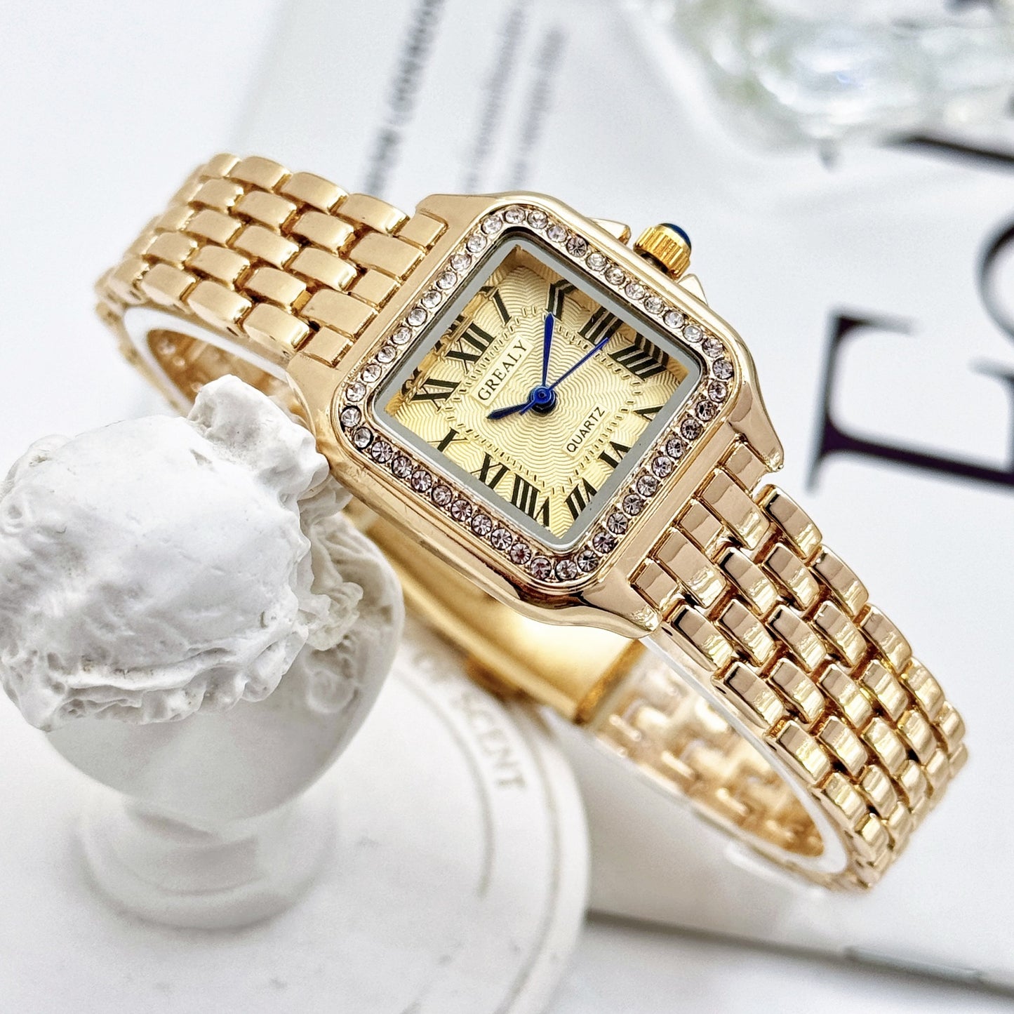 Vintage-Inspired Waterproof Women’s Watch with Diamond Detailing